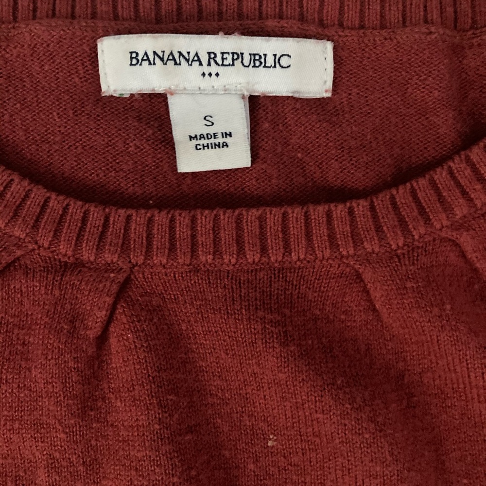 Banana Republic Rust colored top